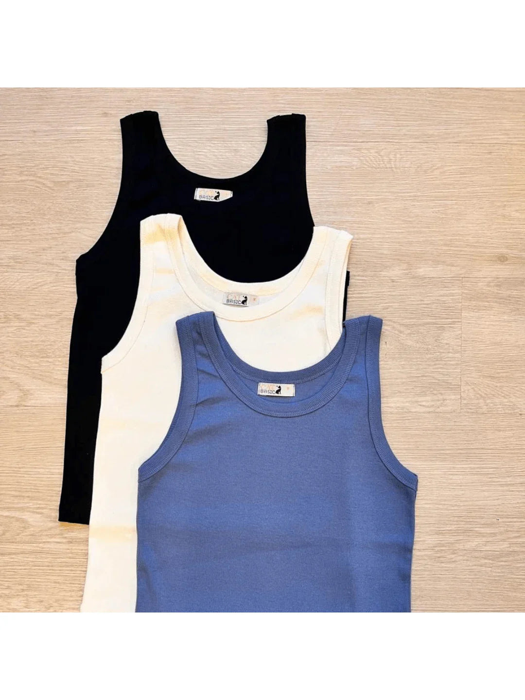 Kit 3 Regatas Femininas Malha Canelada Ribana Verão CORES ALEATÓRIAS