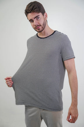 CAMISETA TEXTURA OVER LISTRAS