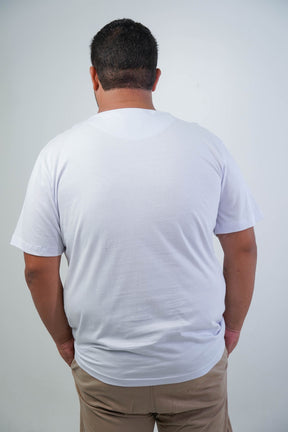 CAMISETA BÁSICA GOLA REDONDA LISA PLUS