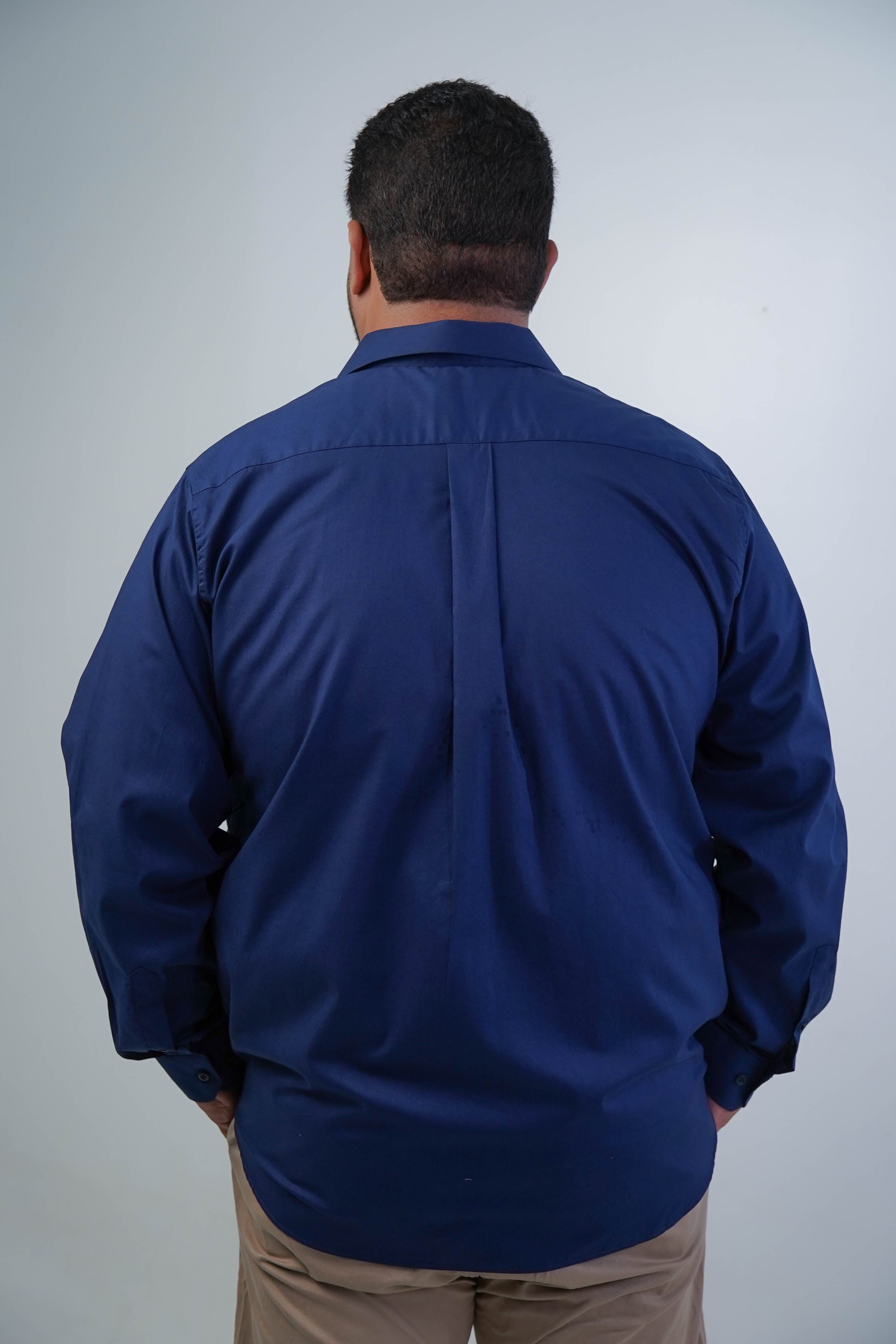 CAMISA SOCIAL PLUS SIZE BÁSICA LISA