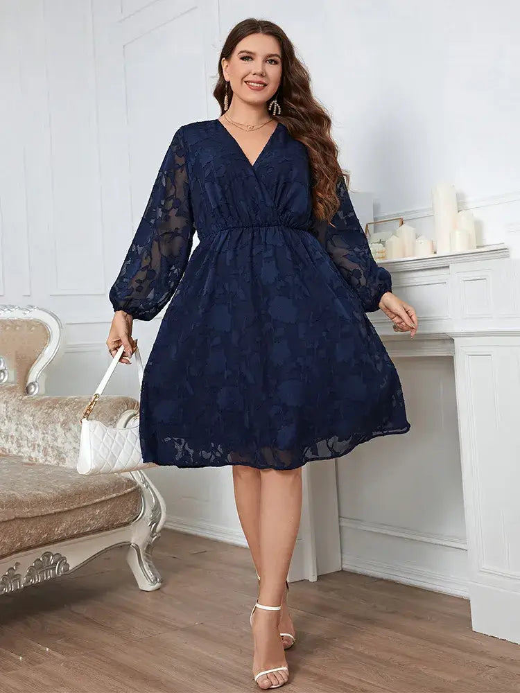 Vestido Curto Daphne - Plus Size