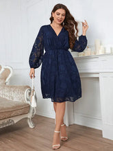 Vestido Curto Daphne - Plus Size