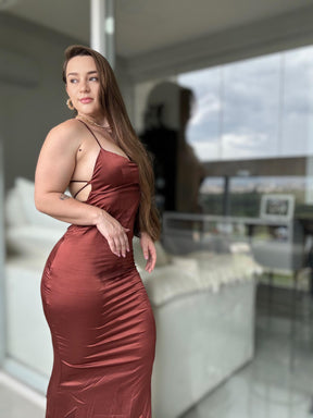 Vestido Longo Cetim Decote nas Costas Modern Savanah