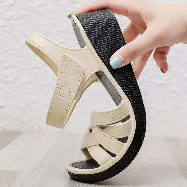 Sandália Confortável | Plus