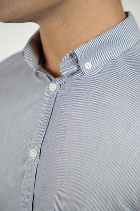 CAMISA MANGA LONGA SLIM FIT BUTTON DOWN LISTRAS